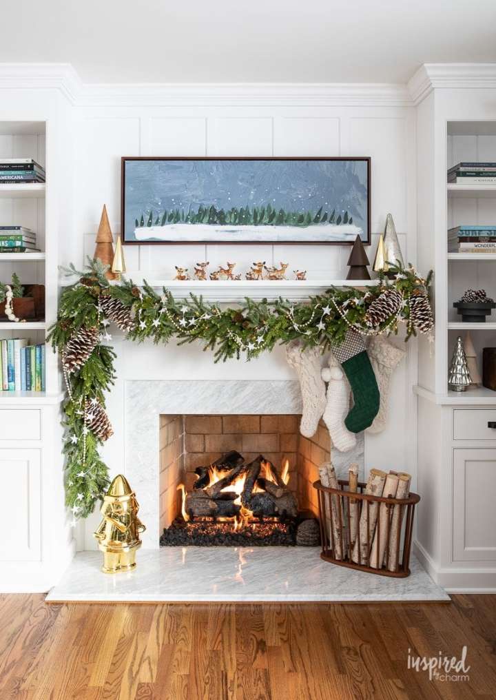 Best Christmas Mantel and Fireplace Décor Ideas