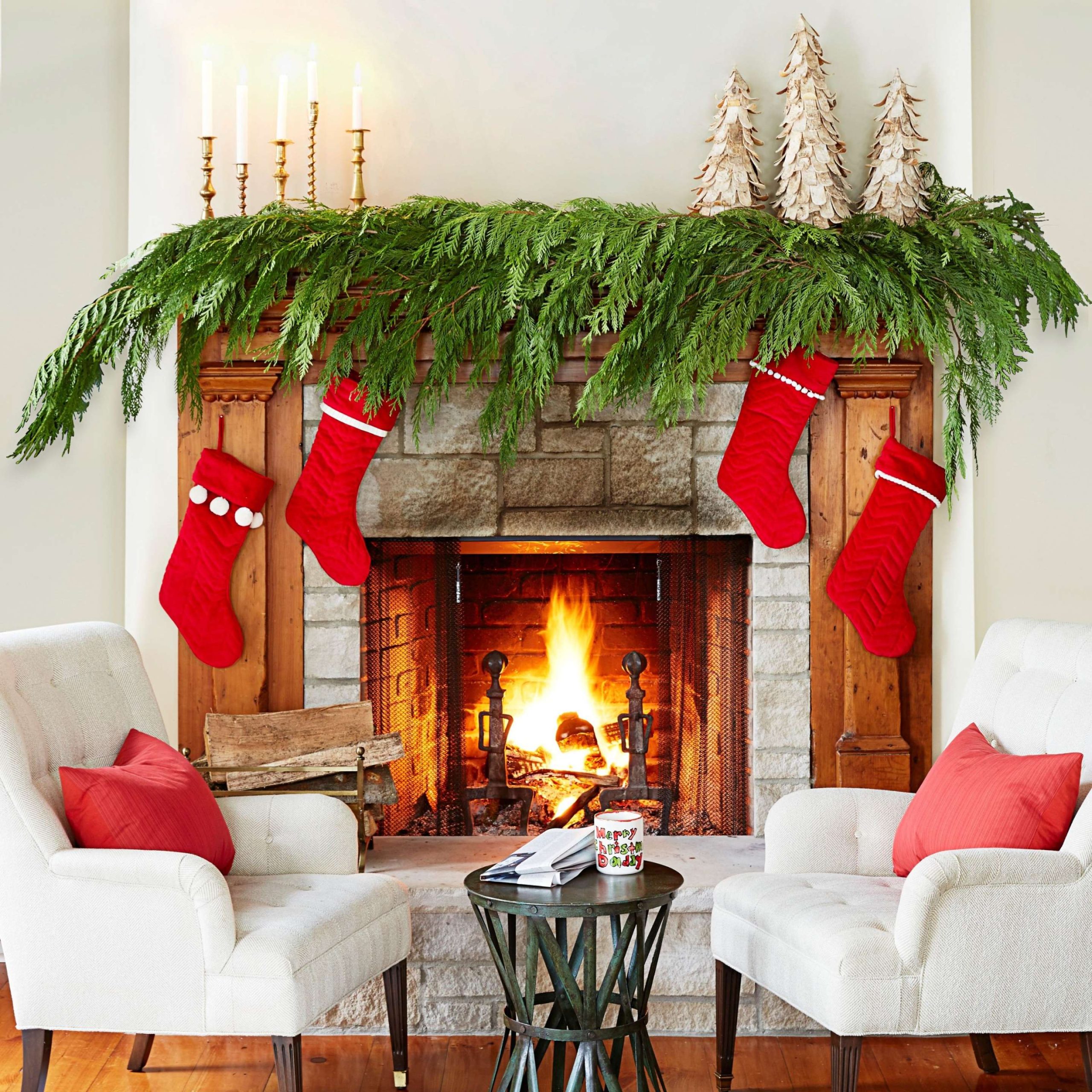 Best Christmas Mantel Ideas - Festive Holiday Mantel Decor