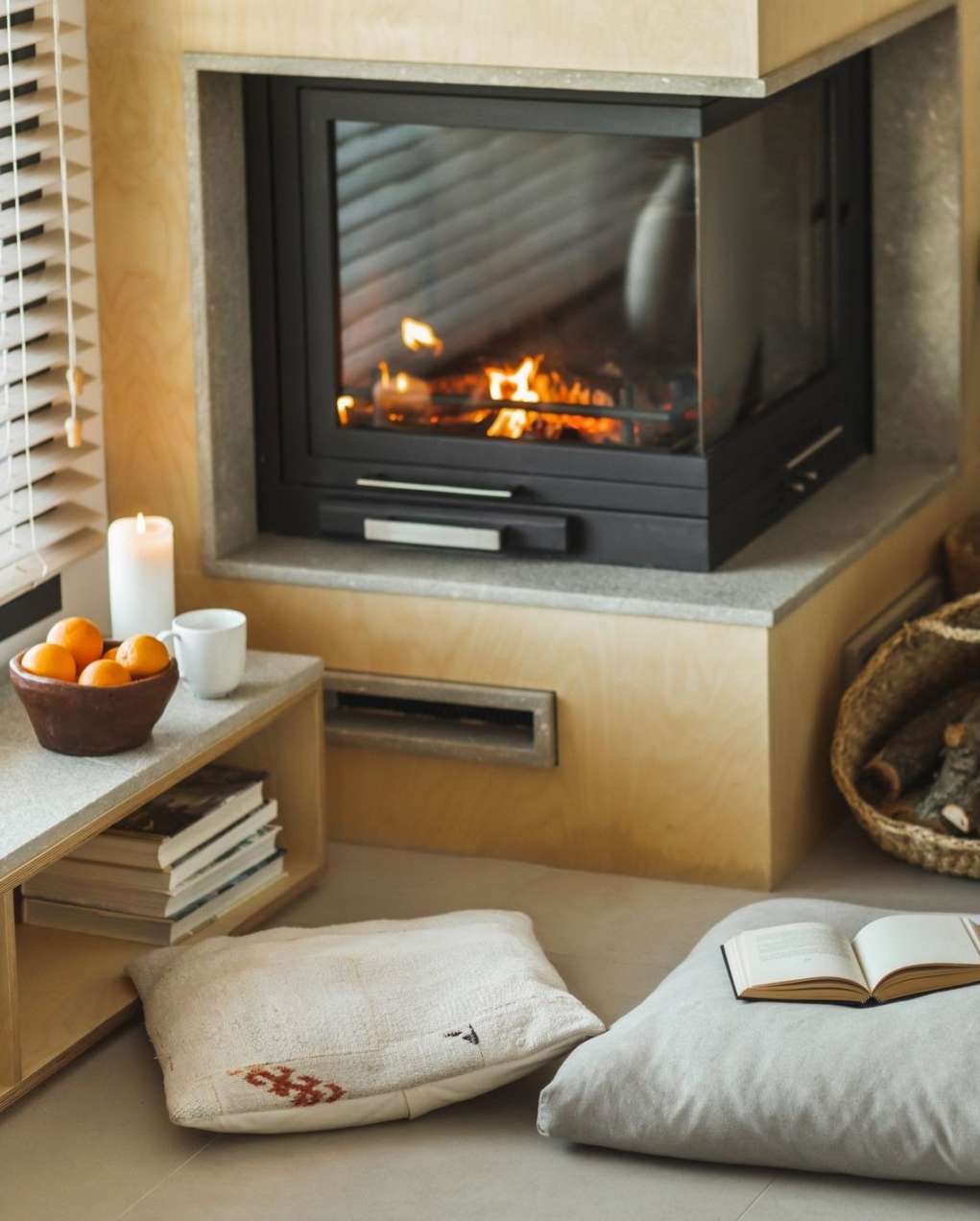 Best Fireplace Décor Ideas - Mantel Décor