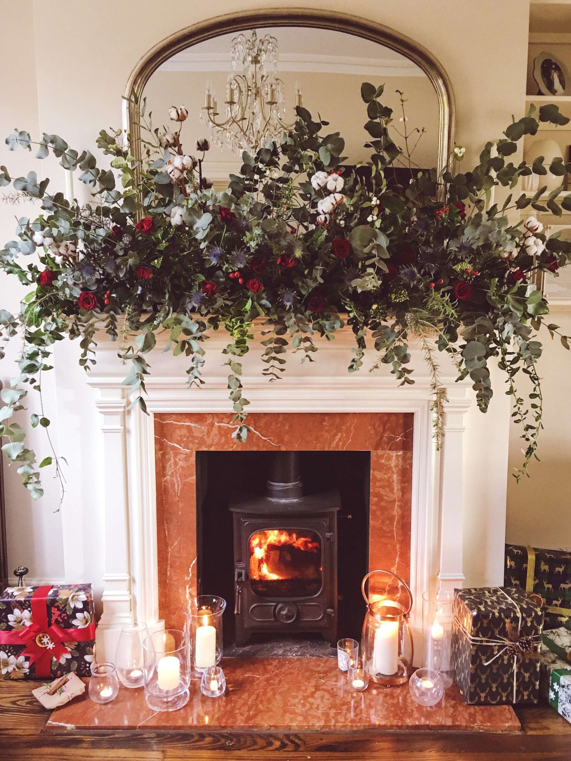 My Home At Christmas (+ How To Make This Fireplace Garland