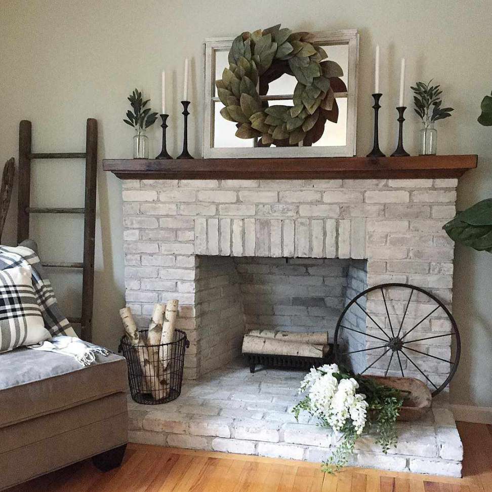 Stylish Farmhouse Fireplace Setups You