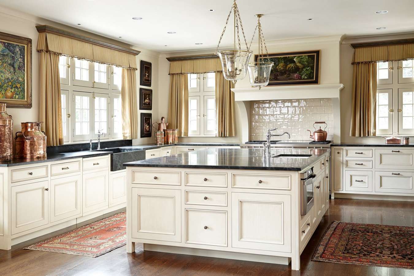 Cream Kitchen Cabinet Ideas to Elevate your Design