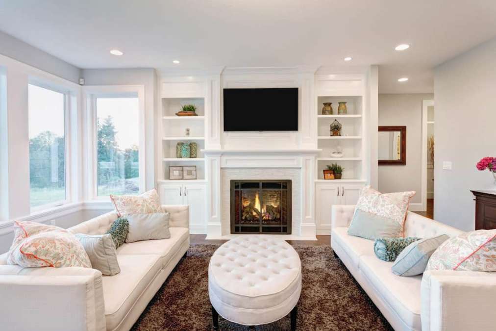 Creative Ways for TV-Adorned Fireplace Mantel Decor - WaterbuckPump