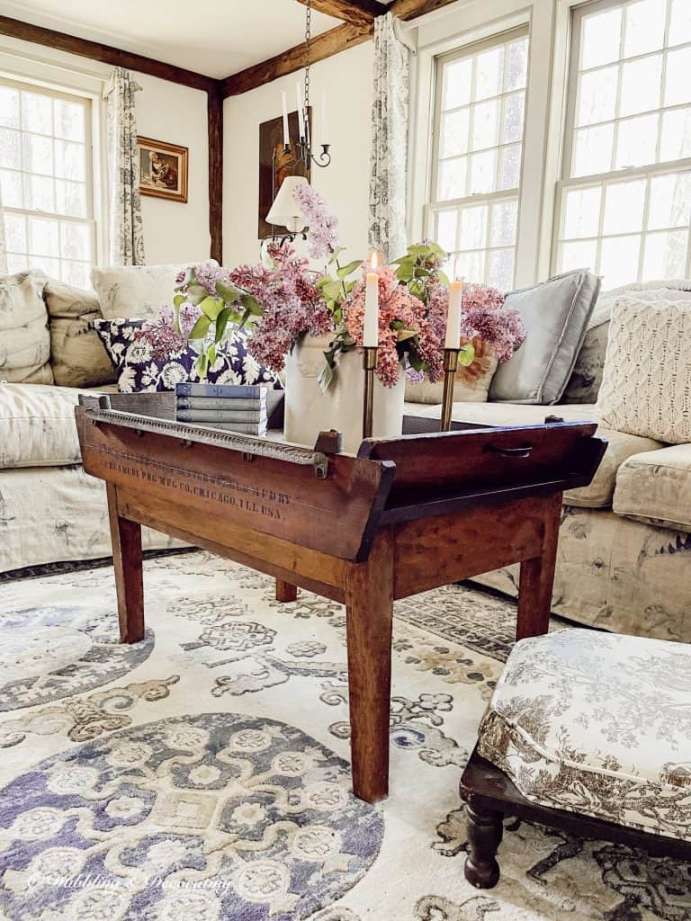 Design a Cozy Colonial Living Room  Dabbling & Decorating