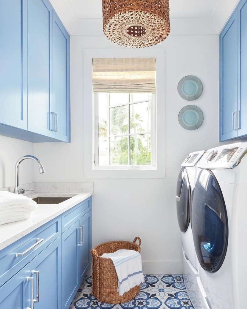 Dreamy Coastal Laundry Room Decor Ideas  Blue laundry rooms