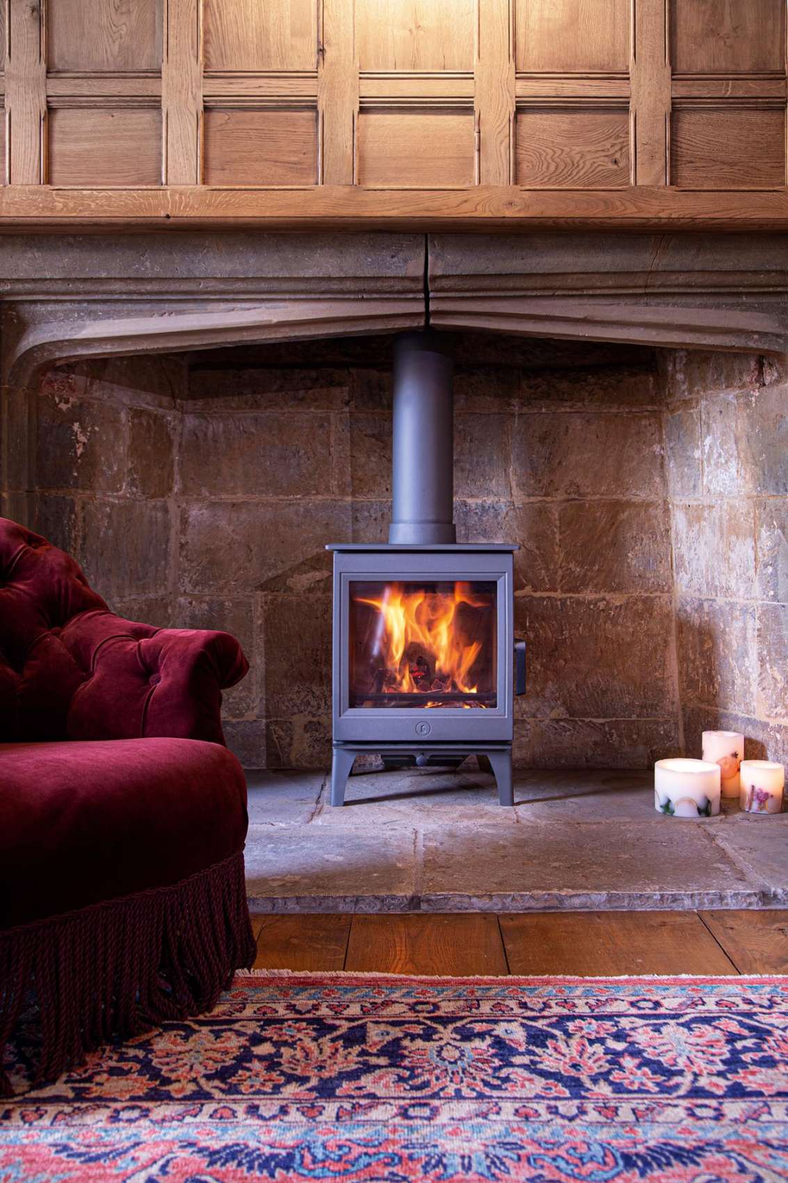 Eight magnificent fireplaces to fire your living room ideas