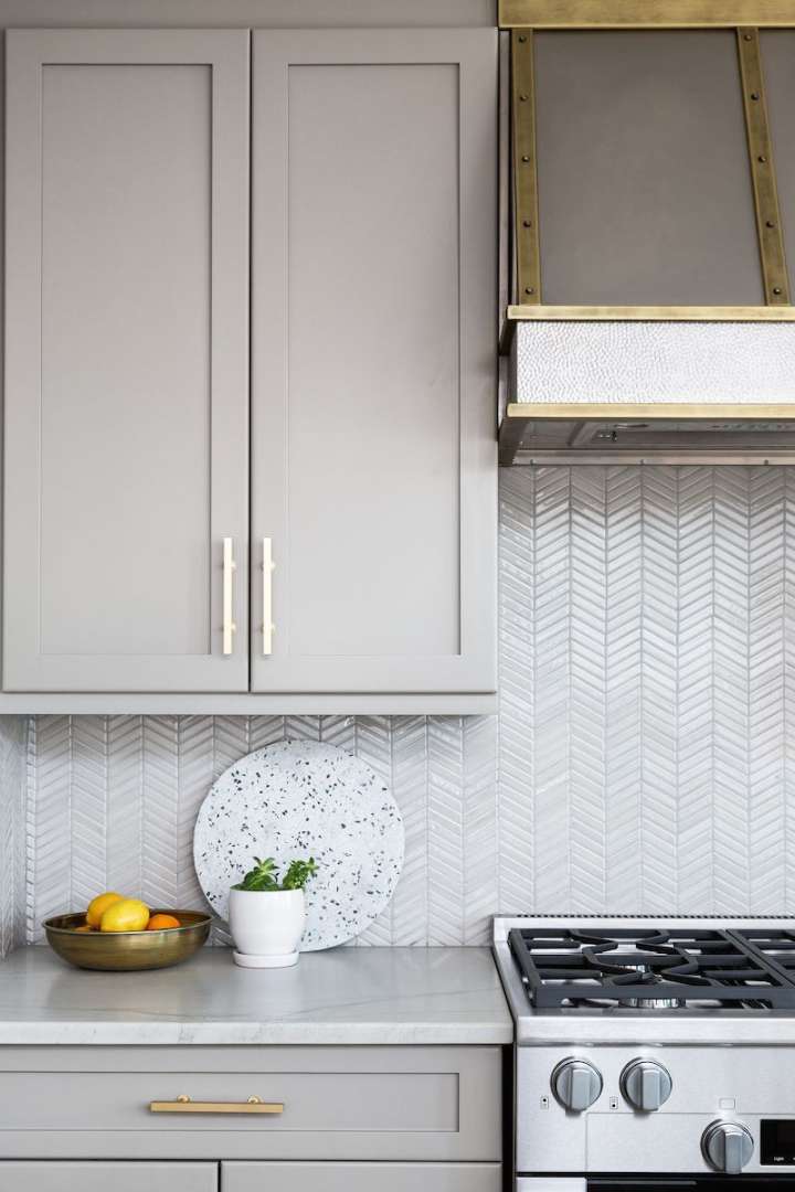 Gray Kitchen Cabinet Ideas That We Love