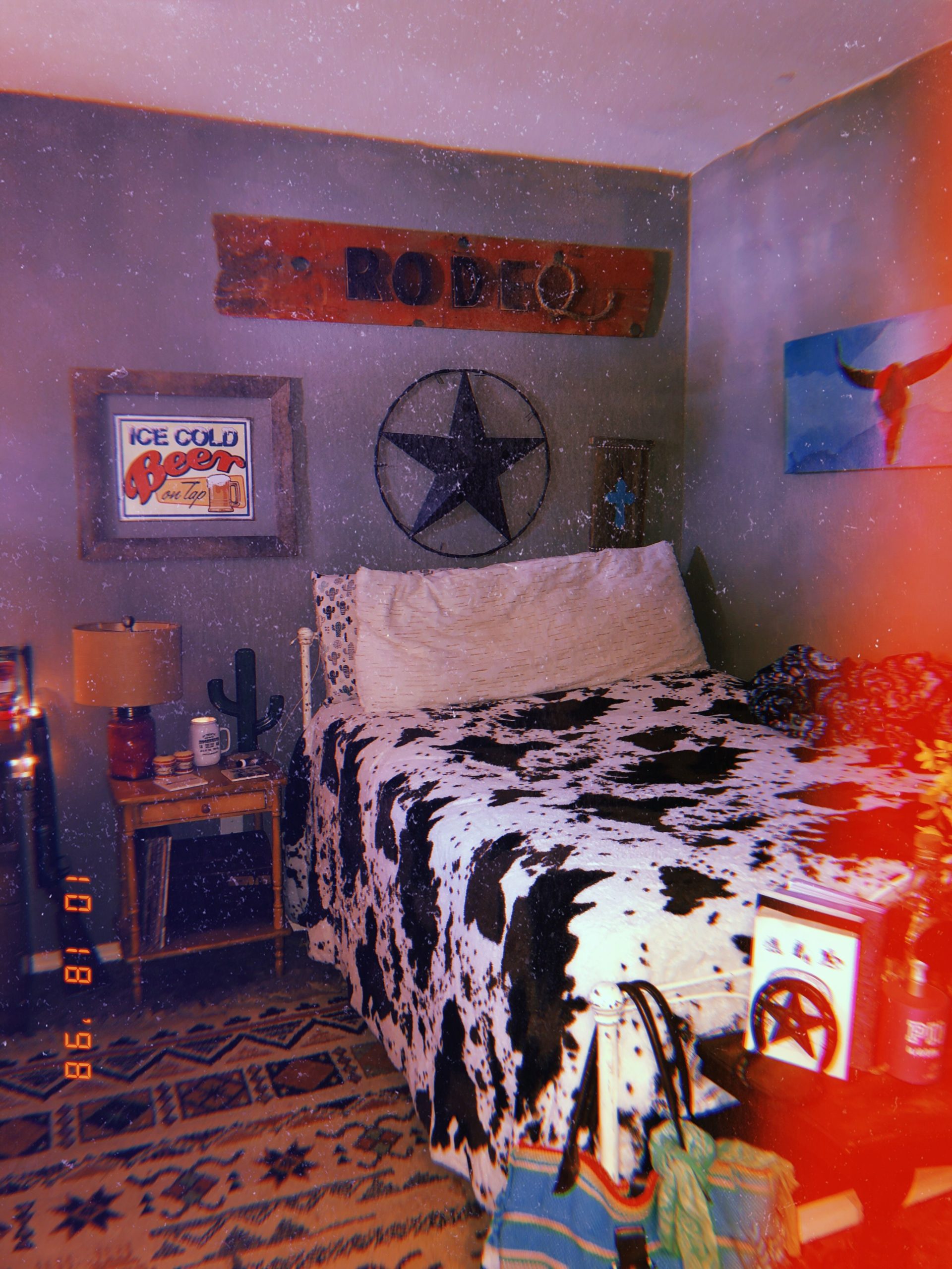 Punchy Bedroom Ideas🌵  Country bedroom decor, Cowgirl room