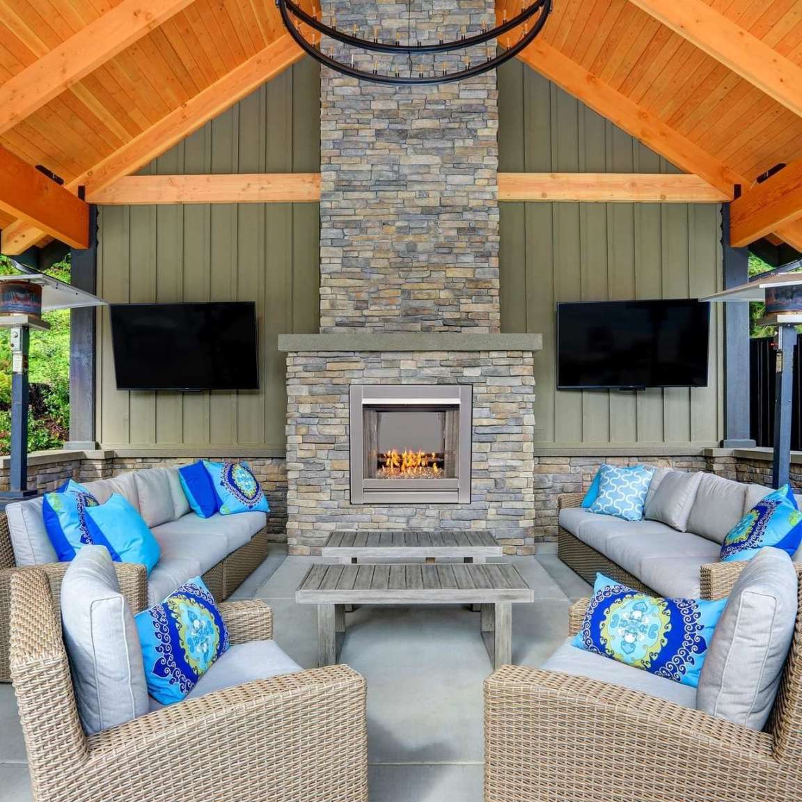 Things to Know Before Buying Outdoor Electric Fireplace - Foter