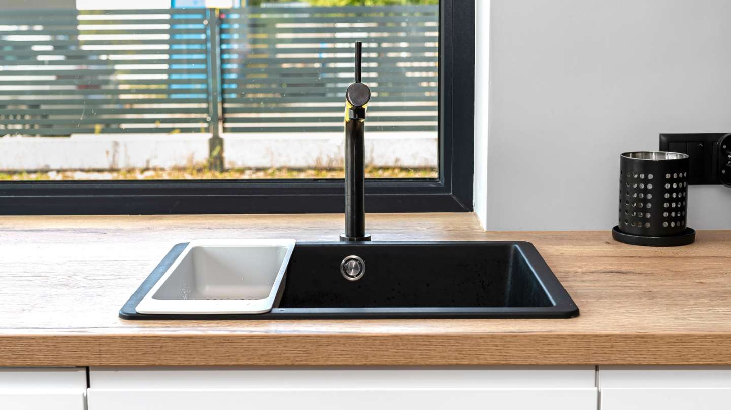 Why You May Want To Think Twice Before Choosing A Black Sink For