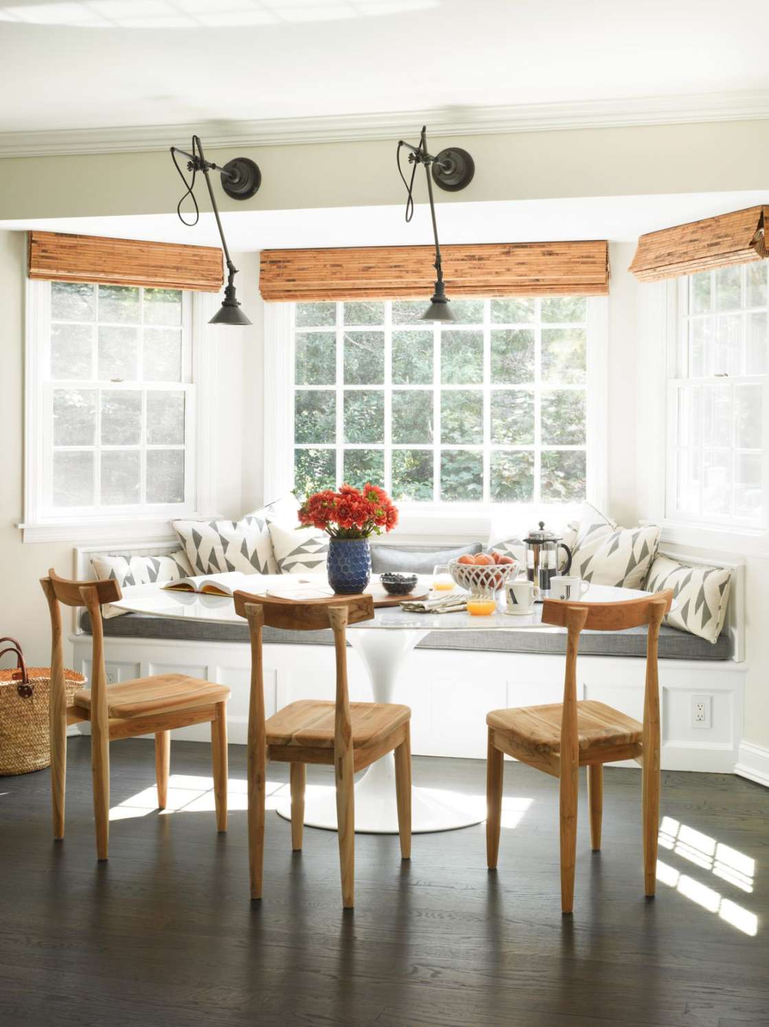 Window Design Ideas for a Bright, Picturesque Space