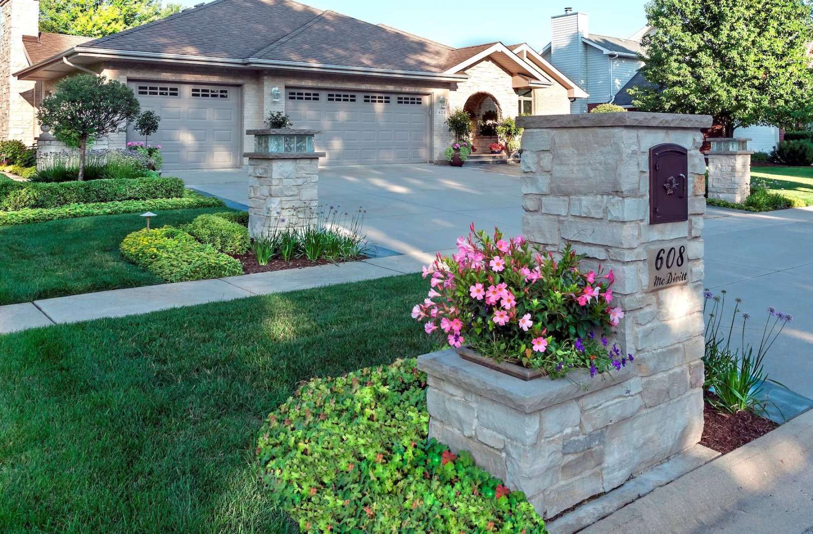 Front Entry Landscape Design Ideas For Your Suburban Chicago Home