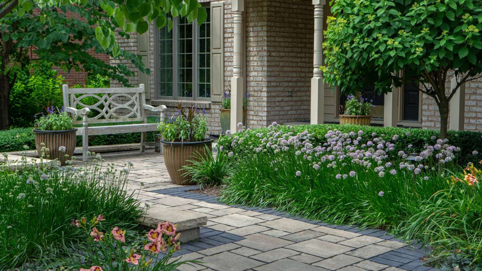 Front Entry Landscape Design Ideas For Your Suburban Chicago Home