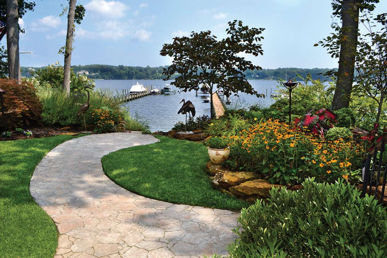 Hardscapes : Top Design Ideas for Your Lakefront Landscape