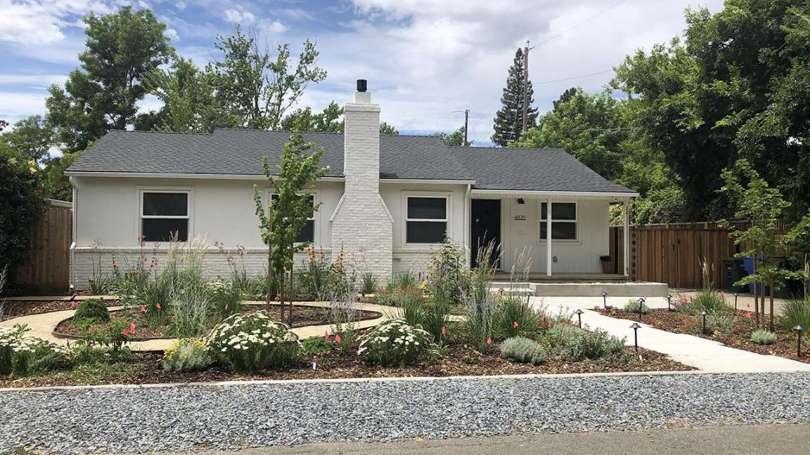 Life After Lawn: The Transformation of a Sacramento Home