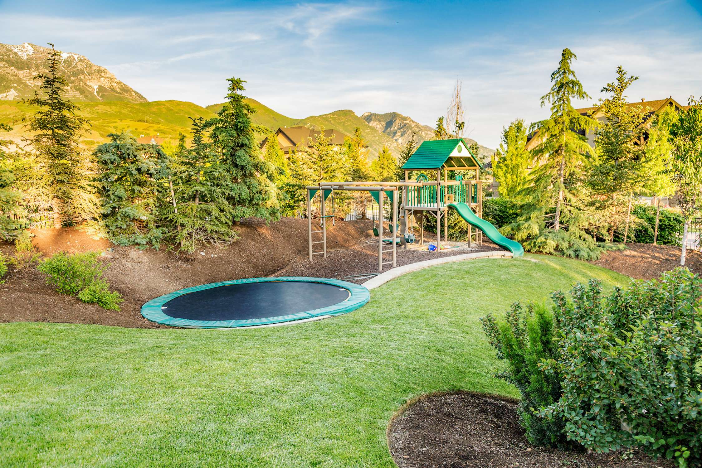 Mulch Outdoor Playset Ideas You