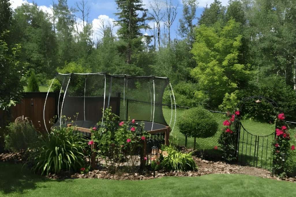 Trampoline Landscaping Ideas For Your Garden
